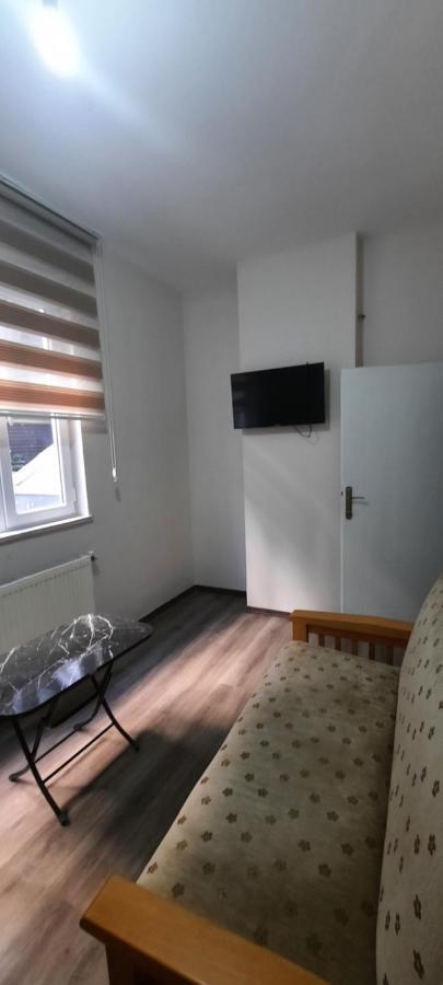 Taksim 52 Aparthotel Istanboel Buitenkant foto