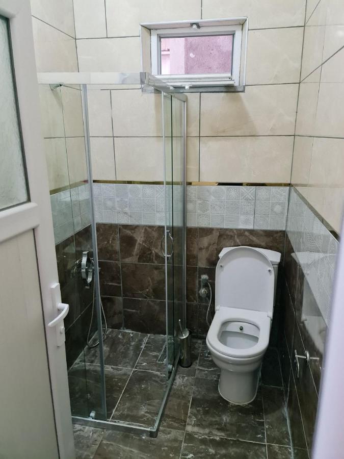 Taksim 52 Aparthotel Istanboel Buitenkant foto