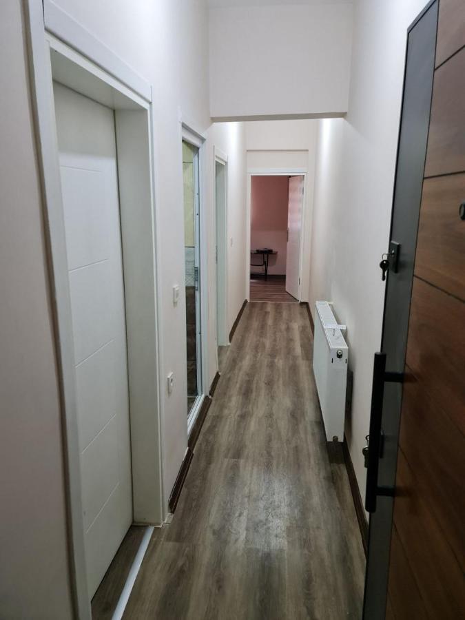 Taksim 52 Aparthotel Istanboel Buitenkant foto
