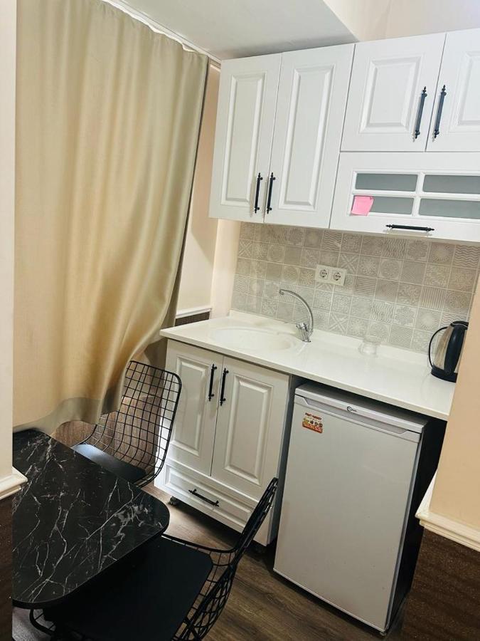 Taksim 52 Aparthotel Istanboel Buitenkant foto