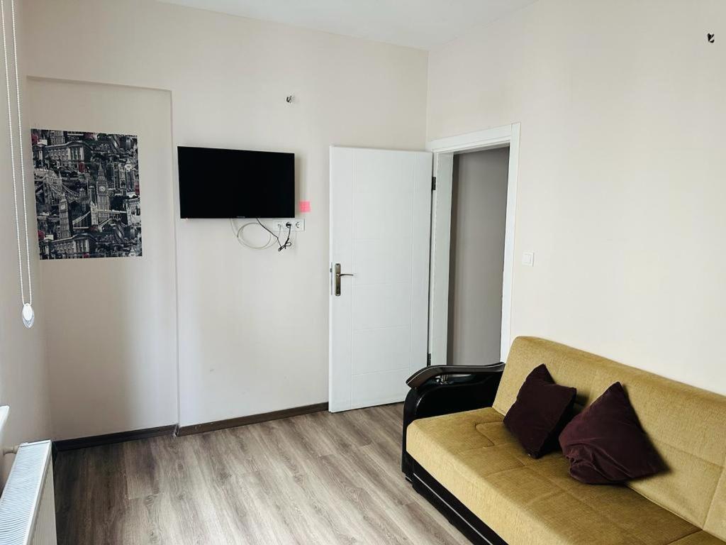 Taksim 52 Aparthotel Istanboel Buitenkant foto