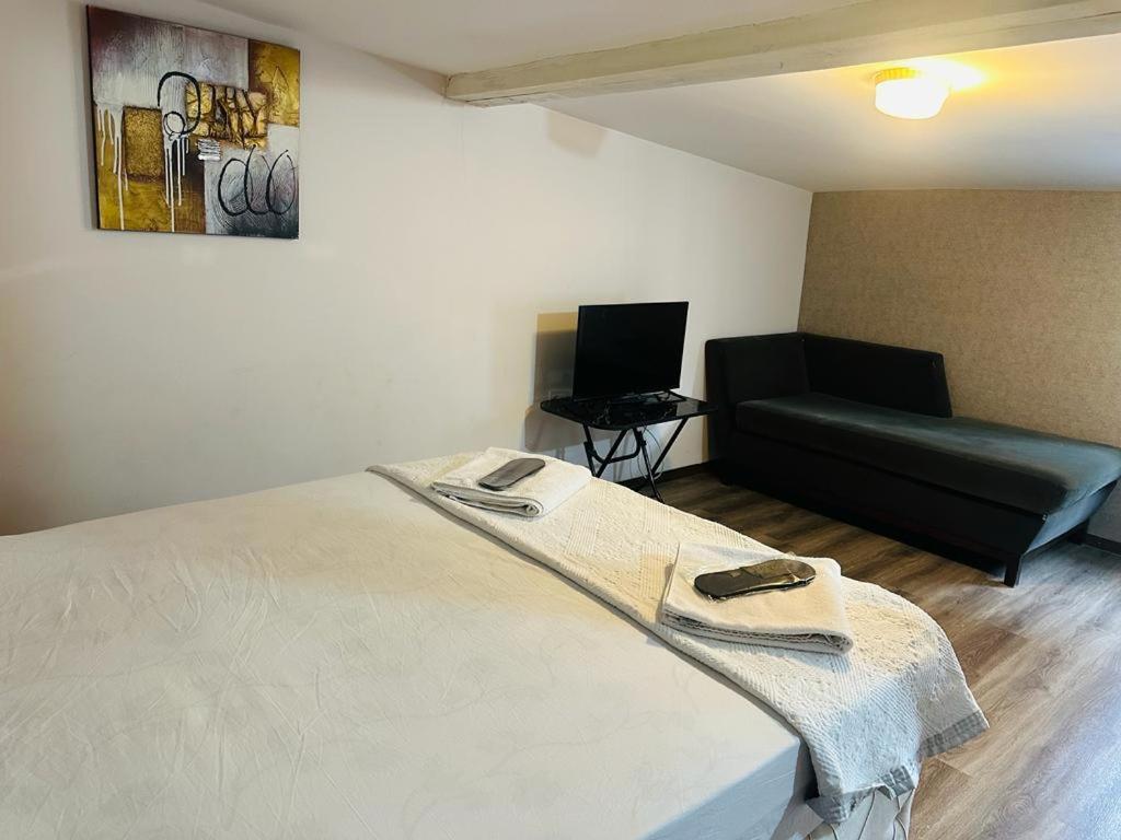 Taksim 52 Aparthotel Istanboel Buitenkant foto
