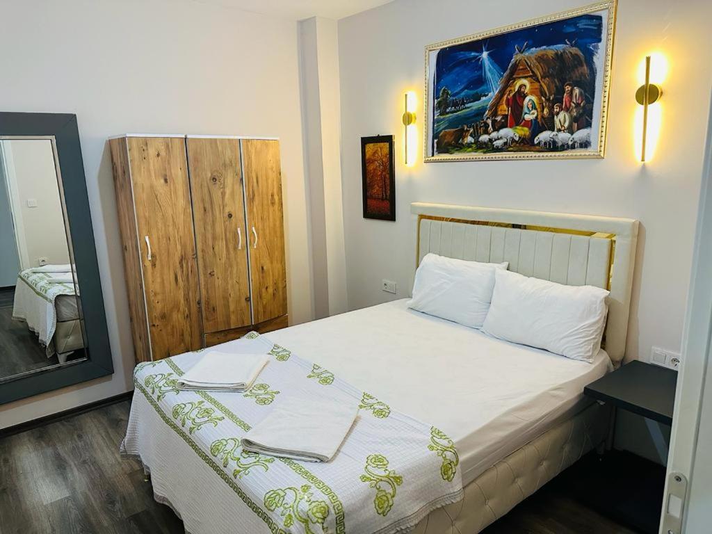 Taksim 52 Aparthotel Istanboel Buitenkant foto