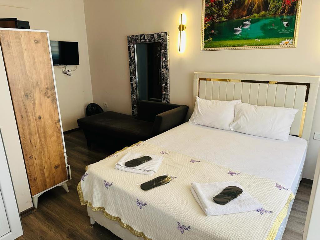 Taksim 52 Aparthotel Istanboel Buitenkant foto